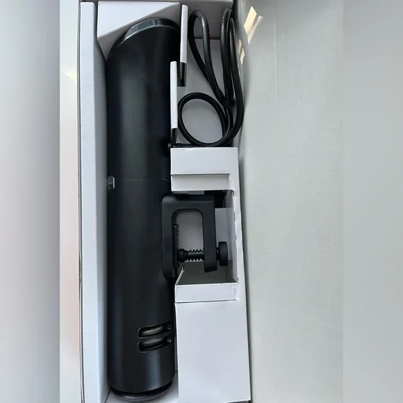 Anova Precision Cooker Nano - Picture 4 of 13